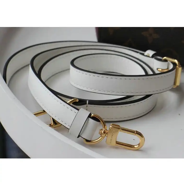 Fashionrep 208B570005 Bags LV 0814